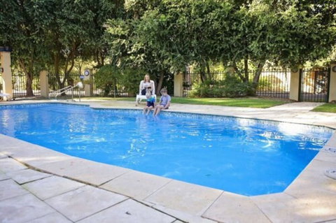 Discovery Parks - Woodman Point - Foster Accommodation 6