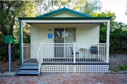 Discovery Parks - Woodman Point - Foster Accommodation 1