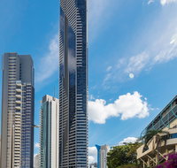 Meriton Suites Adelaide Street Brisbane - Foster Accommodation