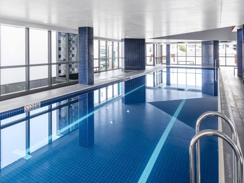Meriton Suites Adelaide Street, Brisbane - Foster Accommodation 2