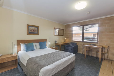 Windmill Motel And Events Centre - Foster Accommodation 6