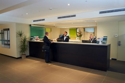 Quest Hawthorn - Foster Accommodation 1