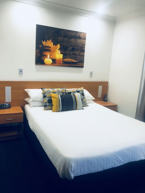 Ibis Styles Broken Hill - Foster Accommodation 5