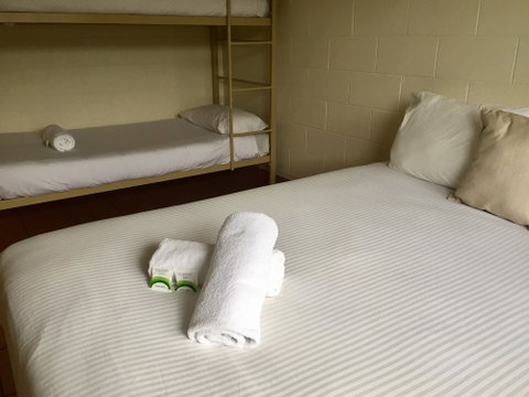 Koala Beach Resort - Foster Accommodation 6