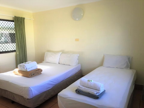 Koala Beach Resort - Foster Accommodation 5