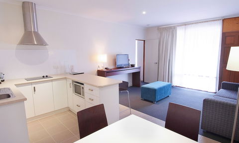 The Standpipe Golf Motor Inn - Foster Accommodation 5