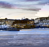 Pier 21 Apartment Hotel - Foster Accommodation