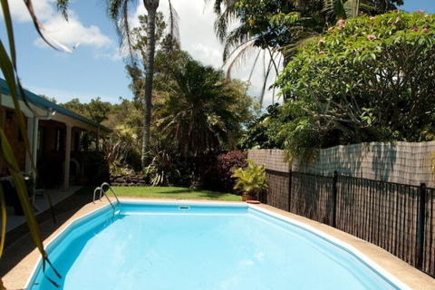 Byron Motor Lodge Motel - Foster Accommodation 2