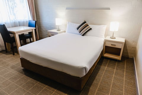 Balan Village Motel - Foster Accommodation 6