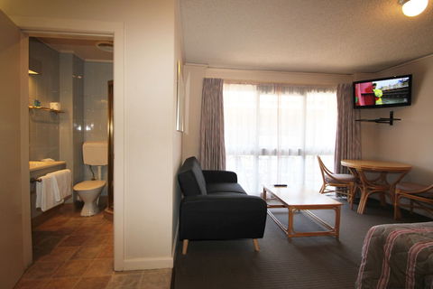 Beaumaris Bay Motel - Foster Accommodation 0