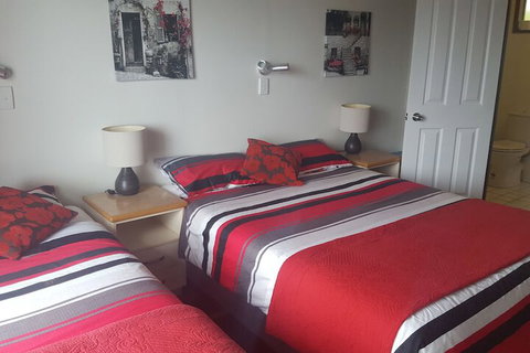 Coral Point Lodge - Foster Accommodation 6