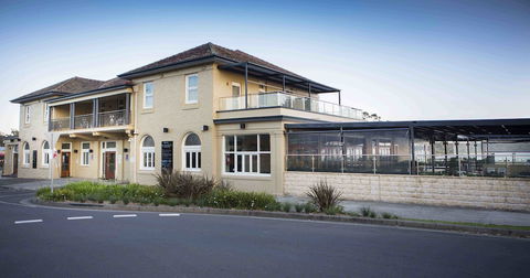The Huskisson - Foster Accommodation 1