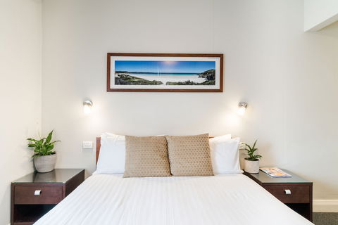 The Huskisson - Foster Accommodation 4