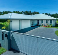 Blue Lagoon Resort - Foster Accommodation