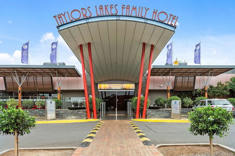 Quality Hotel Taylors Lakes - Foster Accommodation 3