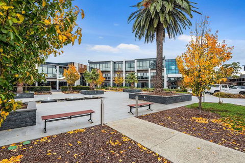 Quality Hotel Taylors Lakes - Foster Accommodation 2