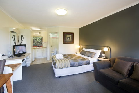 Lorne Coachman Inn - Foster Accommodation 5