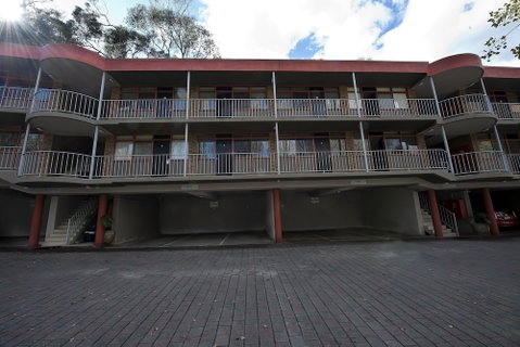 Lorne Coachman Inn - Foster Accommodation 0