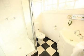 Fox And Hounds Inn - Foster Accommodation 5