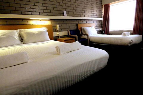 Wanderlight Motor Inn - Foster Accommodation 6