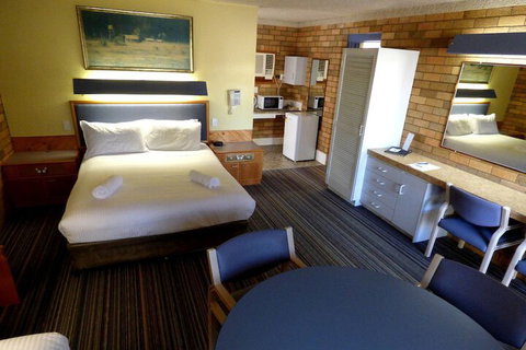 Wanderlight Motor Inn - Foster Accommodation 3