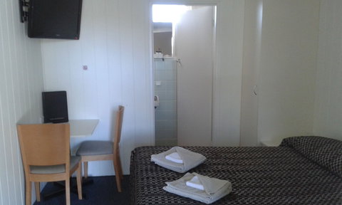 Titania Motel - Foster Accommodation 5