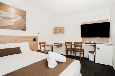 Caribbean Motel - Foster Accommodation 1