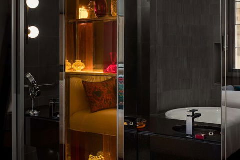 QT Sydney - Foster Accommodation 4