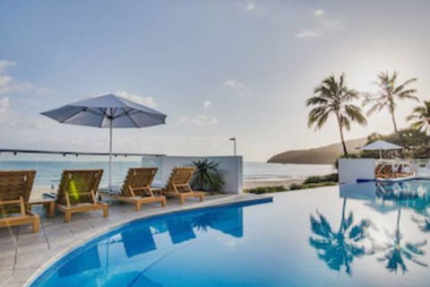 Tingirana Noosa - Foster Accommodation 0