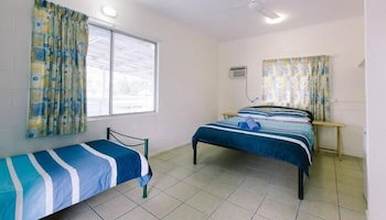 Beaches Backpackers Airlie Beach - Hostel - Foster Accommodation 3