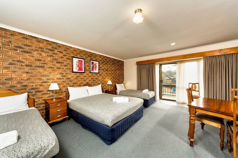 Hume Country Motor Inn - Foster Accommodation 5