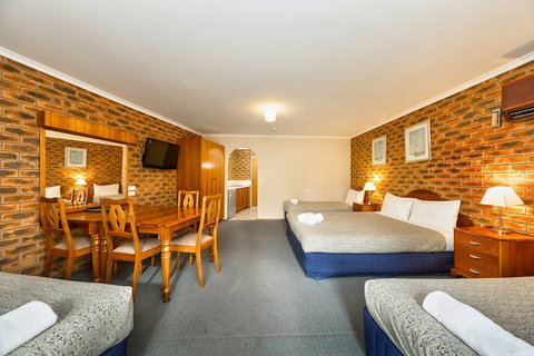 Hume Country Motor Inn - Foster Accommodation 4