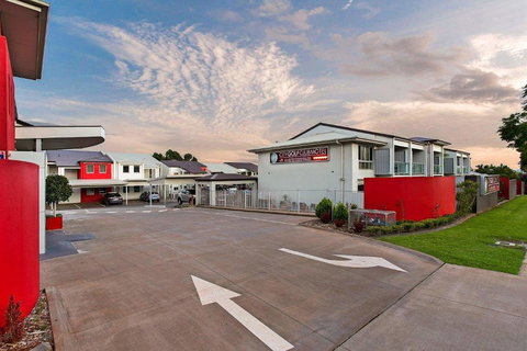 City Golf Club Motel - Foster Accommodation 1