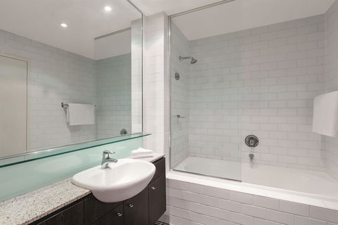Adina Apartment Hotel Sydney Central - Foster Accommodation 6