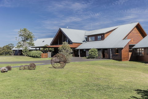 Spicers Peak Lodge - Foster Accommodation 0