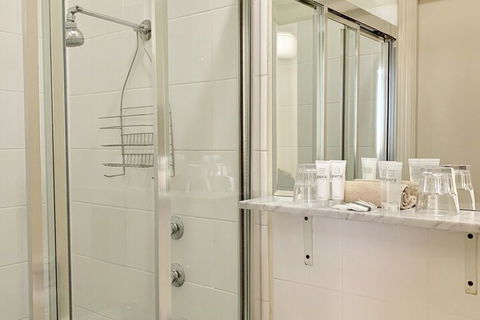 Ashfield Manor - Foster Accommodation 6