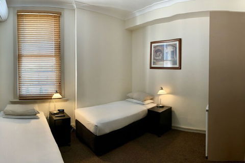 Ashfield Manor - Foster Accommodation 3