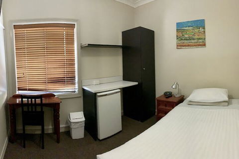 Ashfield Manor - Foster Accommodation 4