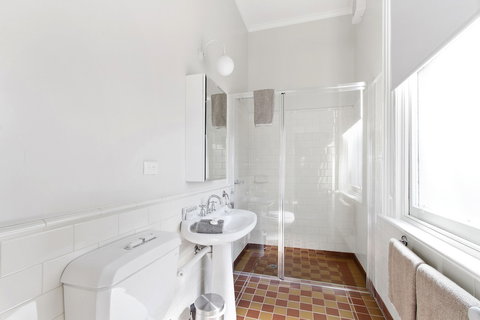 The Riversleigh - Foster Accommodation 4