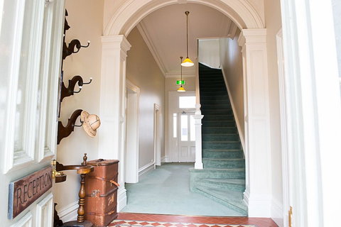 The Riversleigh - Foster Accommodation 2