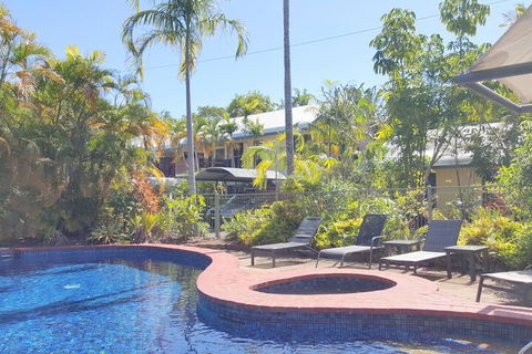 At The Mango Tree - Foster Accommodation 5