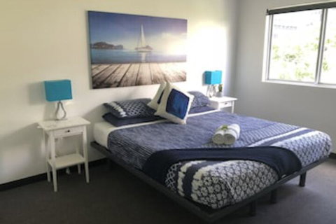 Base Backpackers Brisbane Uptown Hostel - Foster Accommodation 0