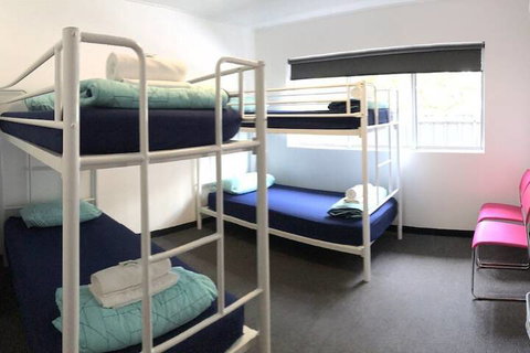 Base Backpackers Brisbane Uptown Hostel - Foster Accommodation 5