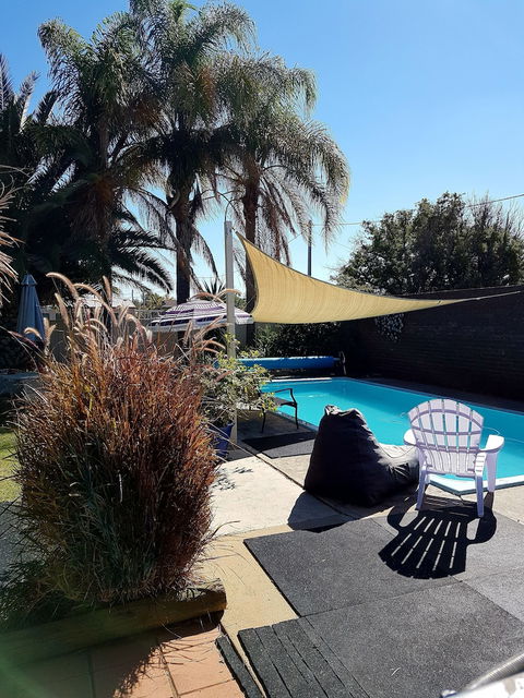 Bidgee Motor Inn - Foster Accommodation 2