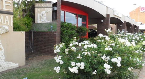 Bidgee Motor Inn - Foster Accommodation 0