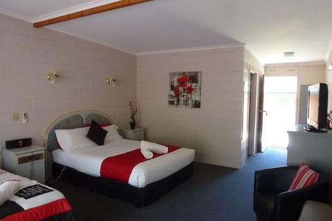 The Grampians Motel & The Views Restaurant - Foster Accommodation 5