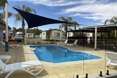 Broken Hill Tourist Park - Foster Accommodation 3