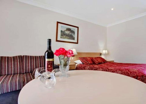 Bushmans Motor Inn - Foster Accommodation 5