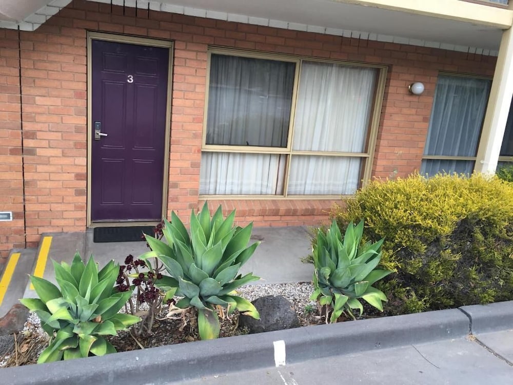 Essendon North VIC Foster Accommodation