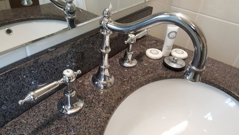 Victoria House Motor Inn - Foster Accommodation 3